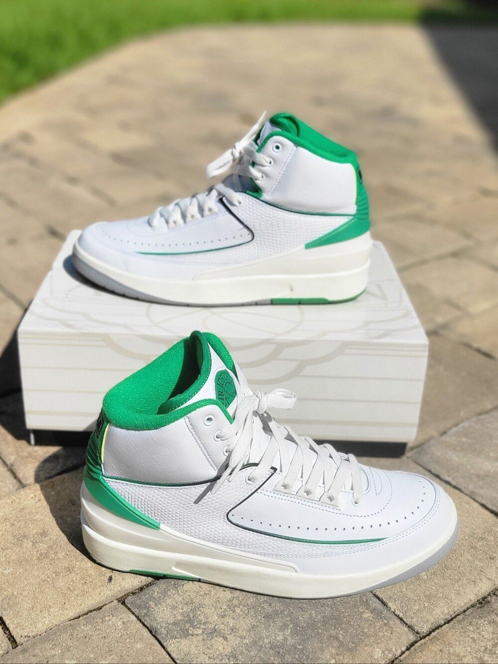 Jordan 2 Retro 'Lucky Green'